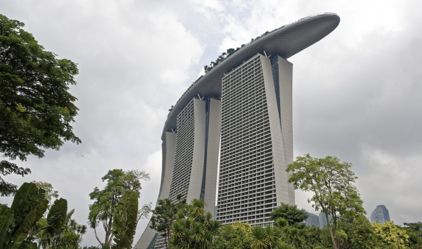 Piscina Suspensa na cobertura em Hotel de Cingapura