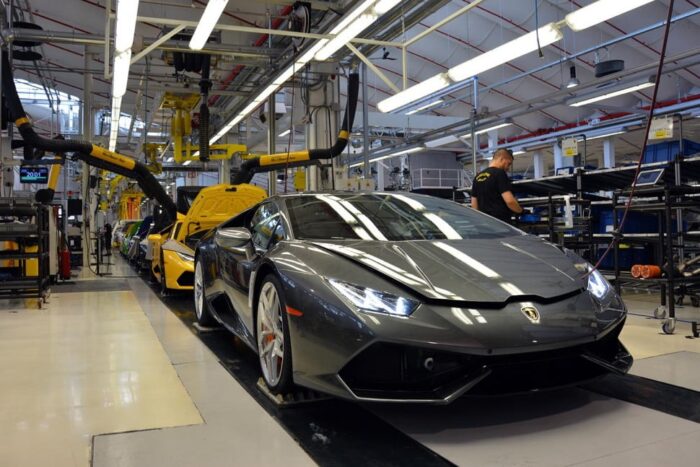 Industria linha montagem Lamborghini